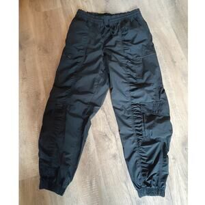 Athleta Lightweight Nylon Blend Cargo Jogger Pants size 8 Great Condition